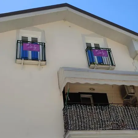 Giuly 3* Giffoni Valle Piana